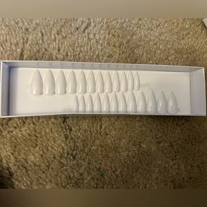 White Stiletto Press Ons